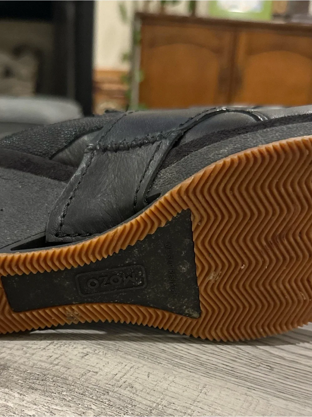 MOZO Divine 3731 Black Leather Slip Resistant Wedge Work Shoes Women’s 7.5